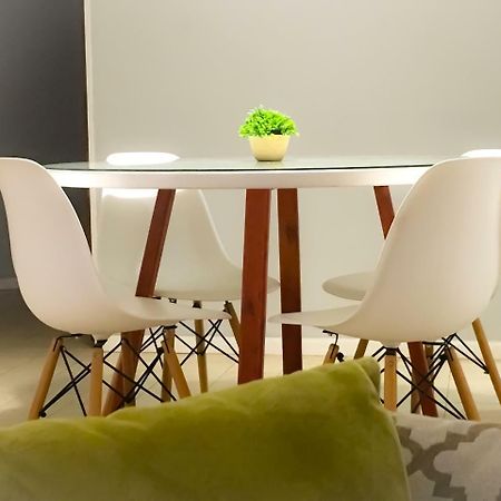 2 Dorm Sobre Av Hipolito Yrigoyen Apartman Córdoba Kültér fotó