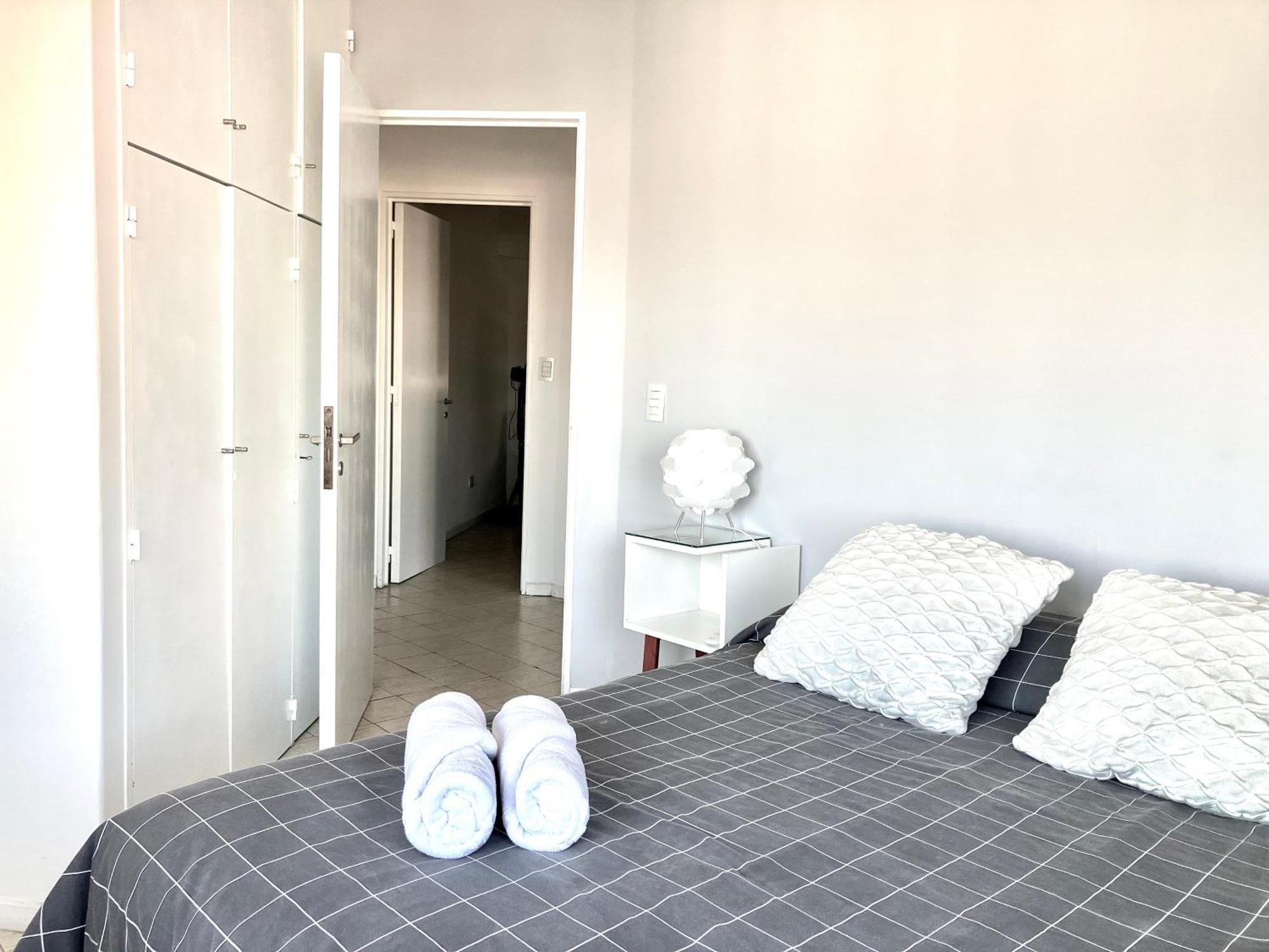 2 Dorm Sobre Av Hipolito Yrigoyen Apartman Córdoba Kültér fotó