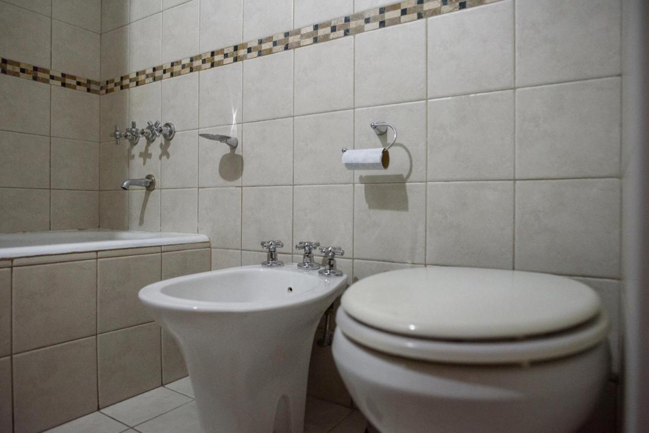 2 Dorm Sobre Av Hipolito Yrigoyen Apartman Córdoba Kültér fotó